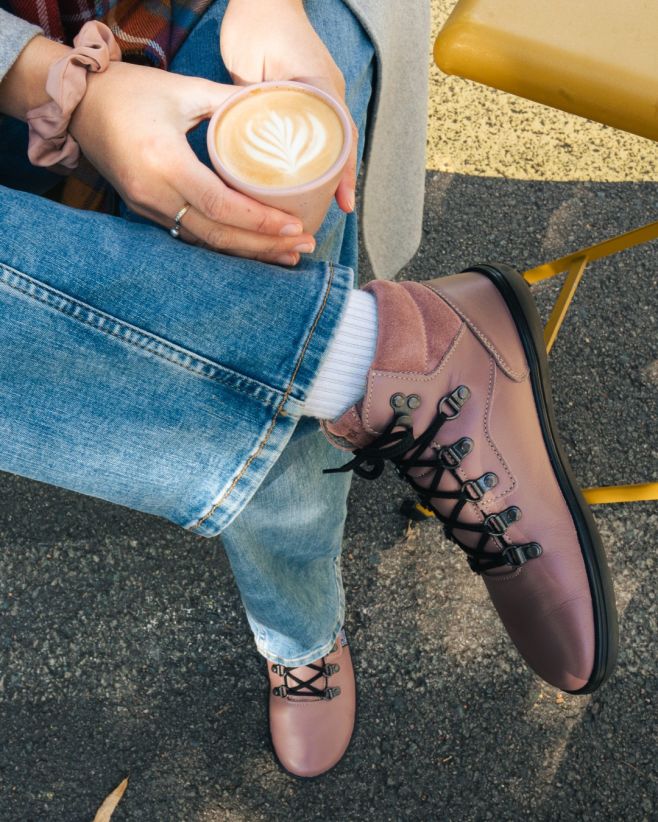 Znáte ten pocit, když ráno spěcháte do práce, odpoledne vás zláká park a večer ještě rychlý pokec s kamarádkou? ☕️ A...